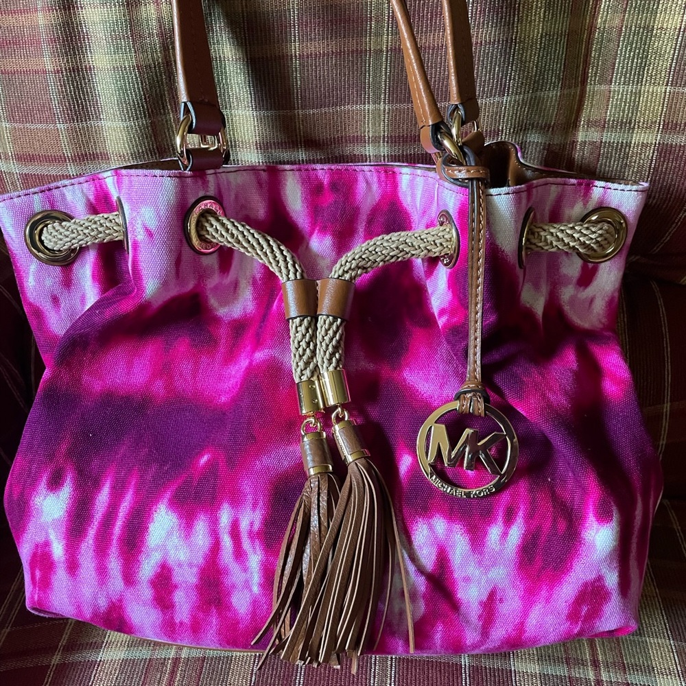 Michael Kors gorgeous like new condition hot pink tie dye bag!!